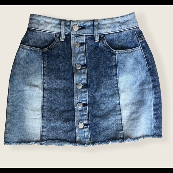 PacSun Dresses & Skirts - Pacsun Y2K two tone patchwork wash denim jean mini skirt